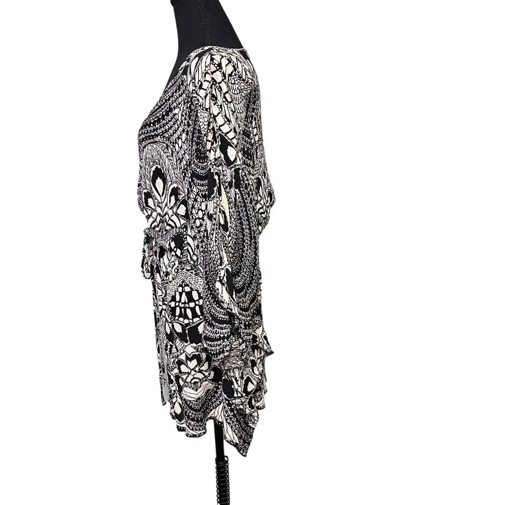Angie Size M Black/Ivory Beach Cover Up Tie Draw‎ Waist V-neck Poncho Style